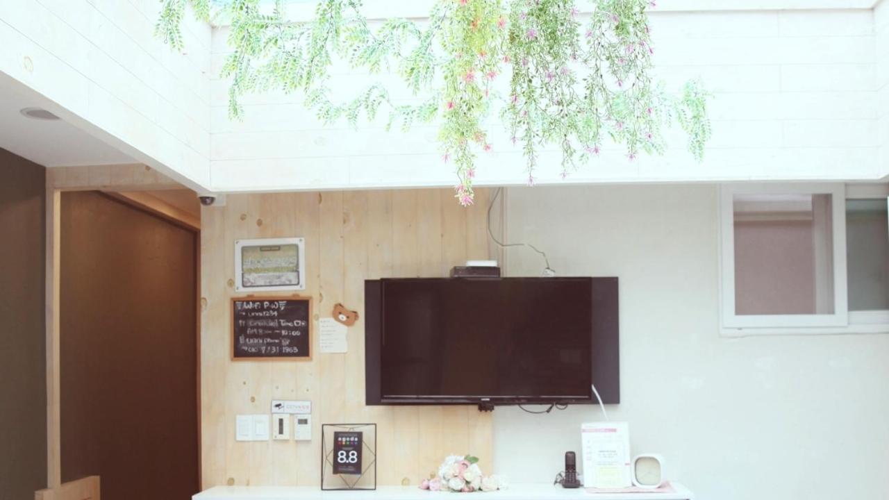 Unni House Hostel Seoul Exterior photo